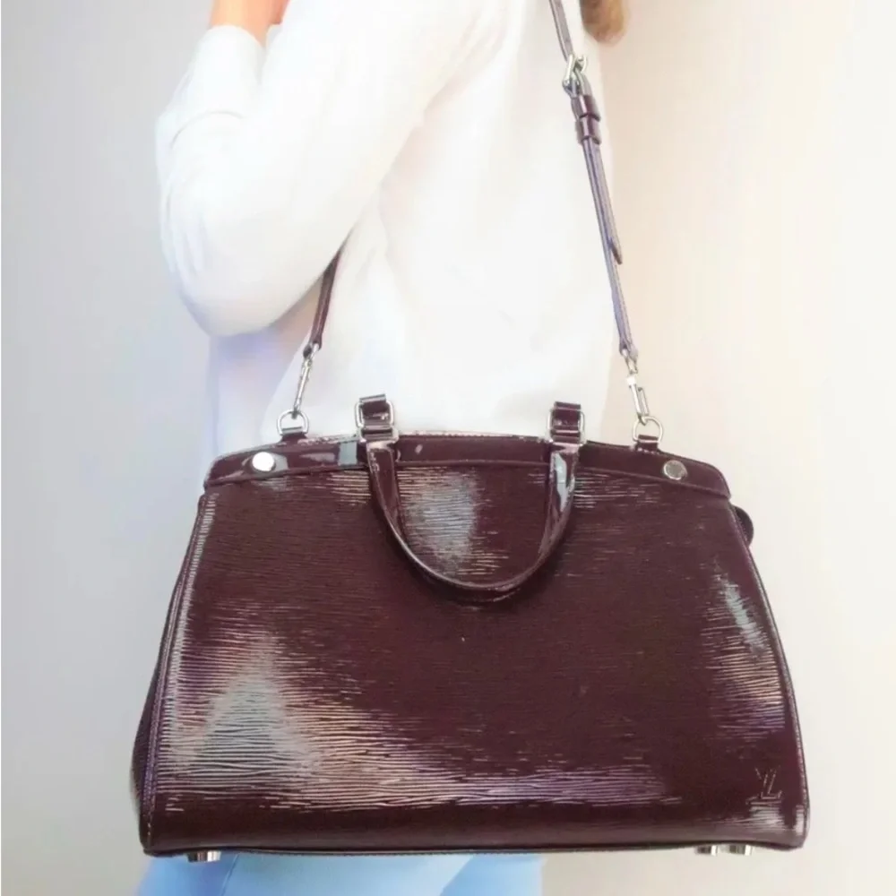 Auth. Louis Vuitton 2011 Bordeaux Electric Epi Brea MM Bag (COA)